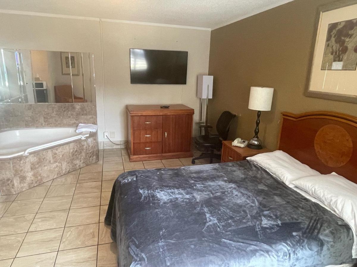 Budgetel Inn And Suites - Λούισβιλ Εξωτερικό φωτογραφία